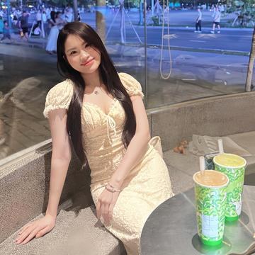 𝑴𝒐𝒐𝒏𝒚𝒂̀𝒏 ʕ•ᴥ•ʔ MICO Live profile