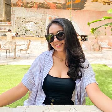 ᶜʳᵒʷ BILA👀 MICO Live profile