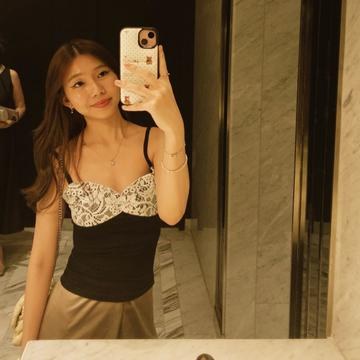 ᴿᴴ C 🍬💋🦇 MICO Live profile