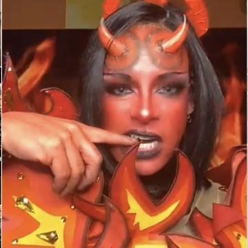 Mel la_india🐦‍🔥ᴱᴰᴸ👼🏼ᴮ🤟🏽ͅ MICO Live profile