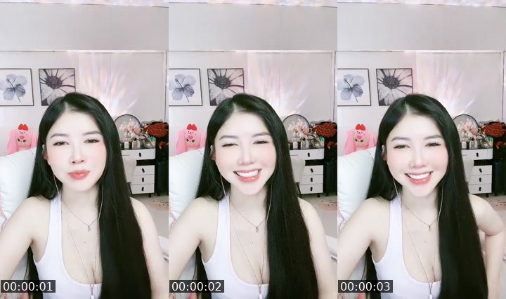 Contact-sheet preview of 🎀Thi Bae🥺's MICO Live recording